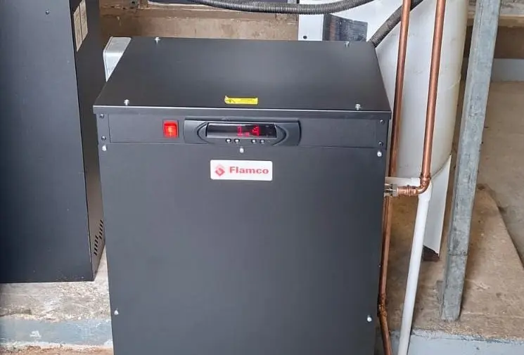 Future-Proofing a Hospital Chiller System with a Digital Pressurisation Unit
